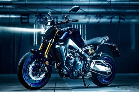 Check out the list of new yamaha upcoming bikes in nepal at end of 2020 and the beginning of 2021 with the launch date, price, and specifications. Is the 2021 Yamaha MT-09 SP Worth the Upcharge?