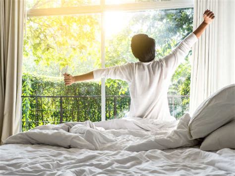 7 benefits of waking up early in the morning