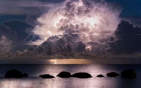 Lightning And Storm Clouds Over Ocean Fondo De Pantalla Hd Fondo De