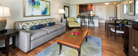 Kalia Suites By Hilton Grand Vacations Club In Honolulu Hawaii