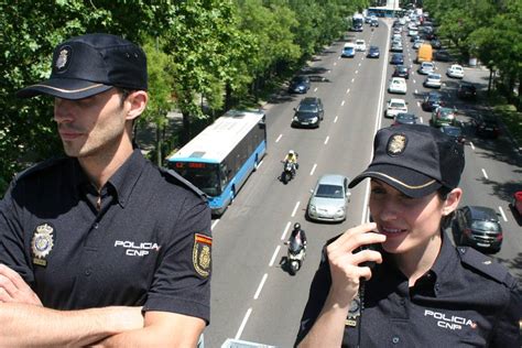 Policía nacional‏подлинная учетная запись @policia 10 ч10 часов назад. policia nacional madrid - Noticias Bierzo