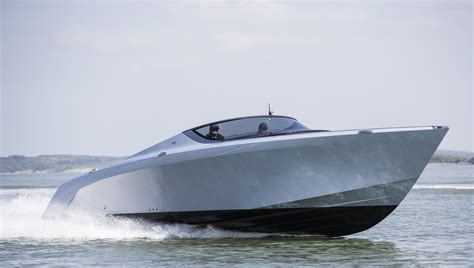 Pictures First Aston Martin Am37 Hull Is Delivered Ybw Power Boats