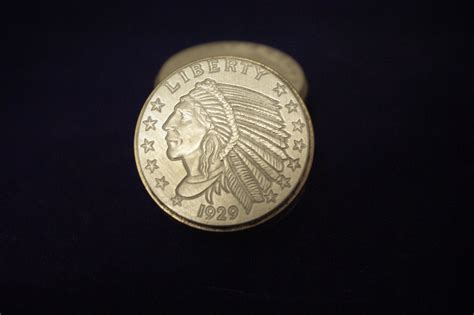 Coin Pill Box 1929 Indian Head Silver Dollars 999 Silver Bullion