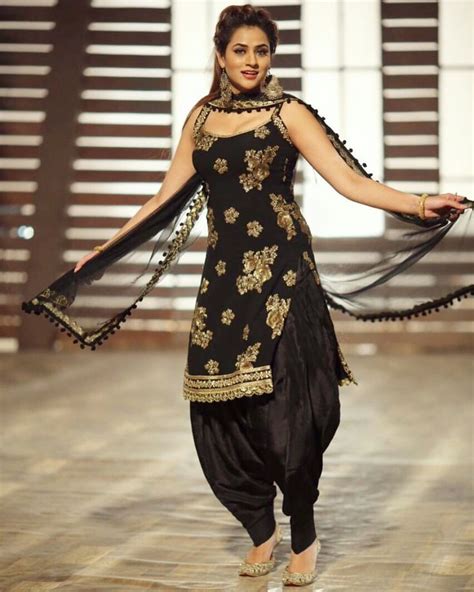 Instagram Post By Oshin Brar Sai Dec At Pm Utc Punjabi Outfits Patiala Suit