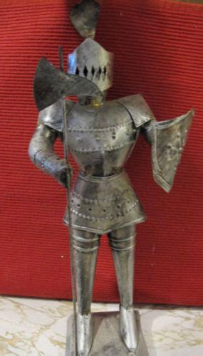 Sculpture Vtg Tin Metal Medieval Knight In Armor Figure Statue Art 16