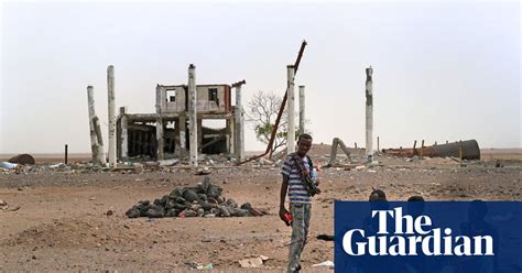 Walking Through A War Zone Ethiopians Heading For Saudi In Pictures