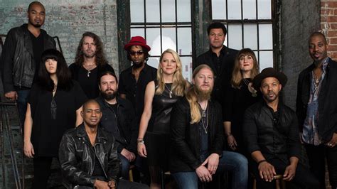 Tedeschi Trucks Band Set To Premiere I Am The Moon Episode Iv Farewell Concord