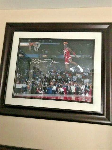 Michael Jordan Signed 16x20 1988 Slam Dunk Contest Uda 1998412796