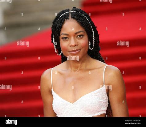 Naomie Harris Poses For Photographers Upon Arrival For The World