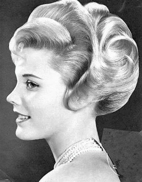 1960 hairstyles vintage hairstyles 1960s hair beehive hair bouffant hair hair creations