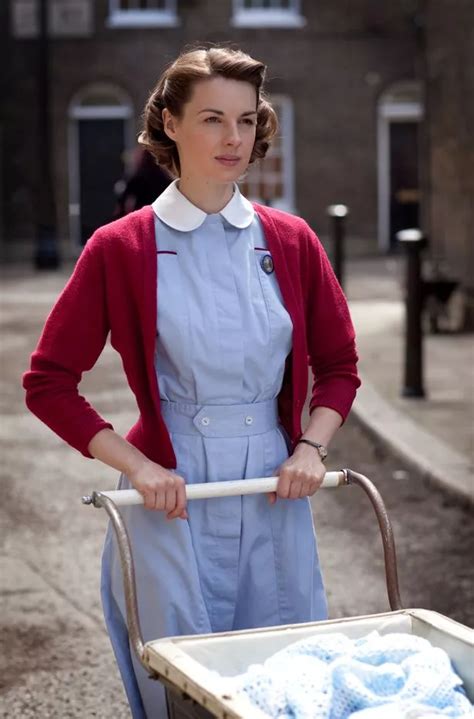 Call The Midwife Actress Jessica Raine Pictured With Newborn Baby For