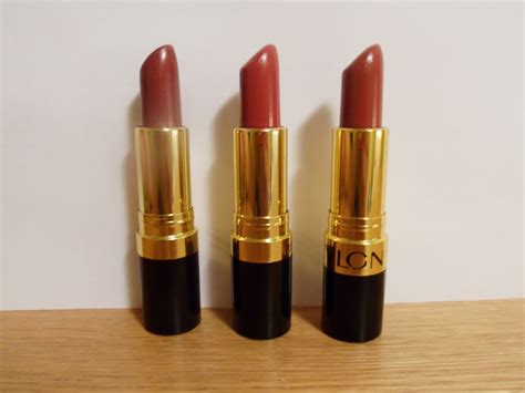 It is easy to apply and lasts all day. Fresh Faced Beauty: REVLON Super Lustrous Lipstick Set ...
