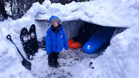 Survival Shelter Winter Camping In Blizzard Deep Snow Camping In