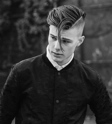 Undercut Hairstyle Long Hair Men Hairstyle Guides