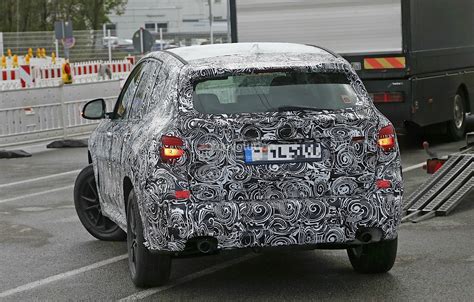 The bmw x5 is much higher than that, with a starting price of $60,700. 2018 BMW X3 Look Bigger Than Original X5, Undergoes Testing at the Nurburgring - autoevolution
