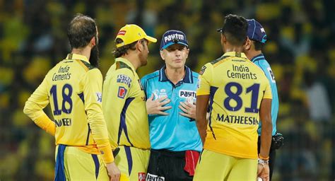 that doesn t make sense play bizarrely stalled for several minutes as csk cop time penalty