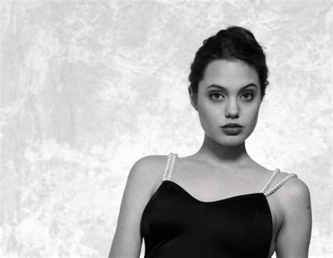 Forever Beautiful From Angelina Jolies Teenage Modeling Pics E News