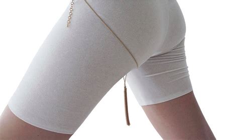 Thigh Gap Jewelry Is Here And It S Not What You Would Expect Hellogiggleshellogiggles