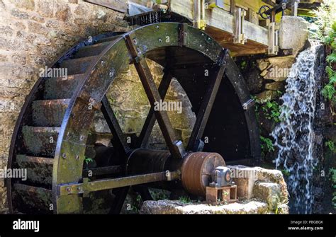 Hydropower With A Vintage Wooden Water Wheel Stock Photo Alamy