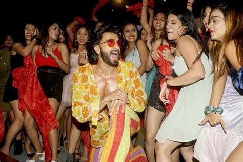 Ranveer Singh What The Fuss Over Bollywood Star S Nude Photos Says