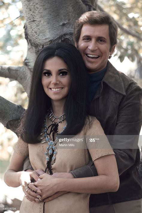 actress marlo thomas and that girl co star ted bessell pose for a marlo thomas ted