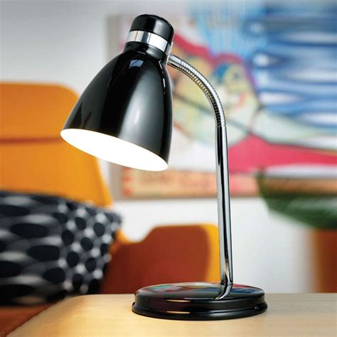 Moderna's trailing revenue is $2.73 billion. Compra Moderna lámpara de mesa CYCLONE | Lampara.es