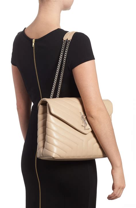 Le saint laurent loulou arbore le logo emblématique ysl. SAINT LAURENT Medium Loulou Calfskin Leather Shoulder Bag ...