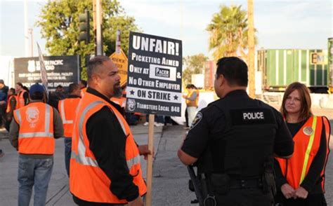 Los Angeles Long Beach Port Truckers Again Forced To Strike