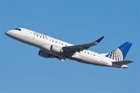 United Express Skywest Airlines Embraer Erj 175 N204sy Flickr