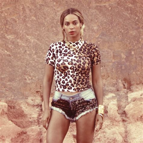 Beyoncé In Brazil See Stunning Pics Of The Singer In South America E News