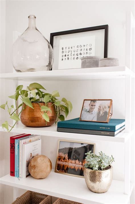 20 Floating Shelf Arrangement Ideas