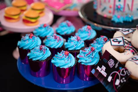 Tik Tok Cupcakes Cake Flavors Cupcake Cookies Edible Images