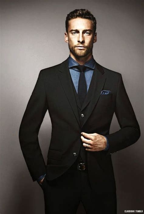 Claudio marchisio #suit #fashion #football #footballer #italia #blue #eyes #handsome #photo. Pin en Style