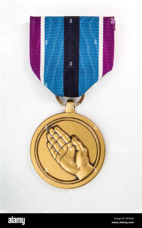 Humanitarian Service Medal Hi Res Stock Photography And Images Alamy