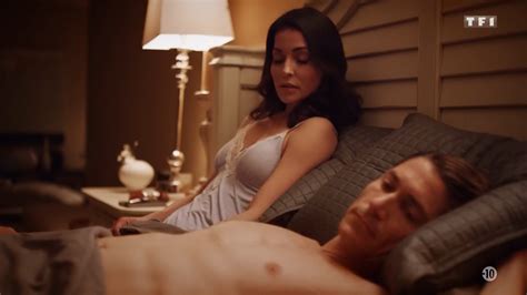 Nude Video Celebs Emmanuelle Vaugier Sexy Stranger In The House