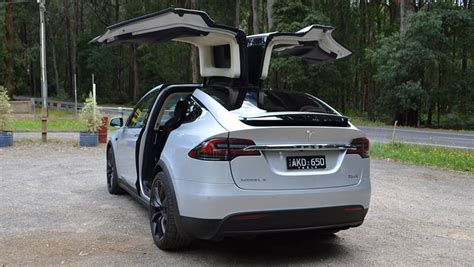 Tesla Model X 100d 2017 Review Snapshot Carsguide