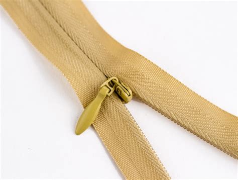 The nylon coil is strong and durable zip after zip. MJTrends: 14 inch gold invisible zipper