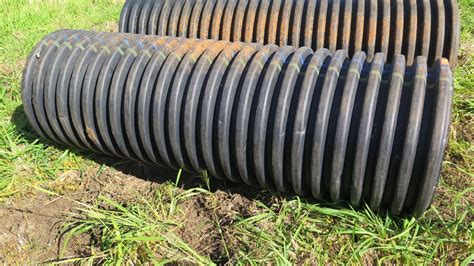 Qty 1 Black Culvert Pipe 87 Length 30 Dia Oahu Auctions