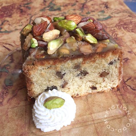 A sweet and fluffy cake made from peaches and cream, a match made in heaven! Nut Cake | The Legend of Zelda: Breath of the Wild