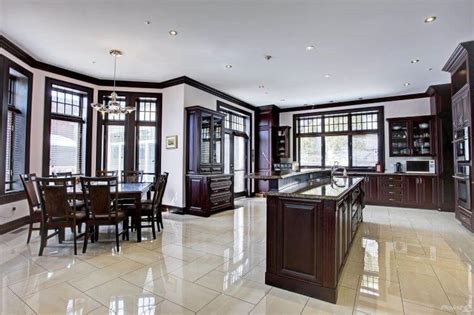 Rental of the Week: Fairytale Home in the Desirable Westmount Neighbourhood of Montreal - Point2 ...