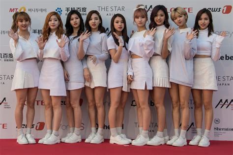 Bloomberg ‘twice Girl Group Agency Now Koreas Second Biggest K Pop