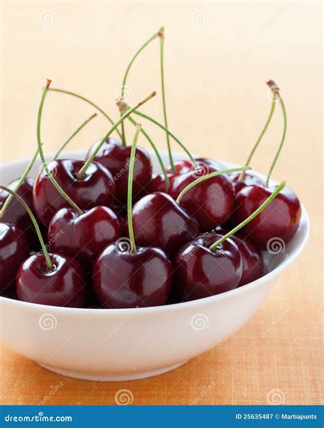 Bowl Of Cherries Stock Image Image Of Food Berry Healthy 25635487