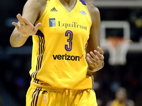 Former Lady Vols Star Candace Parker Dishes Wnba Assistance To