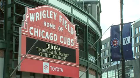 Chicago Cubs Unveil New Touchless Entry System For Wrigley Field Games Abc7 Chicago