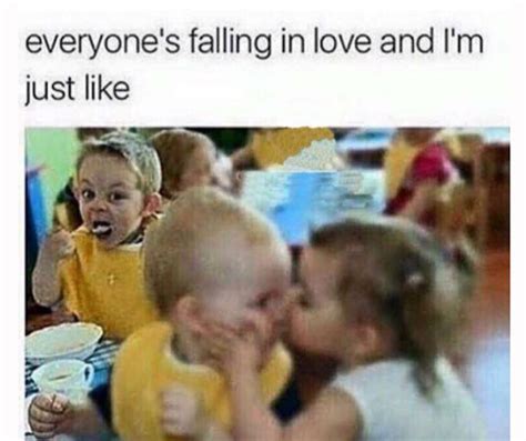 23 Hilariously Accurate Memes About Being Single Look