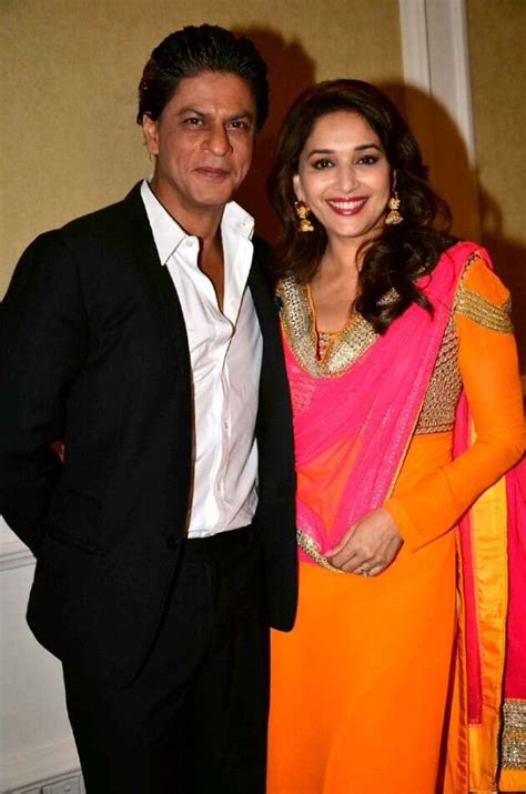 Shah Rukh Khan Madhuri Dixit Together In Malaysia Entertainment