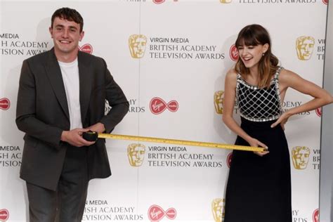 normal people stars paul mescal and daisy edgar jones reunite to present bafta tv award goss ie