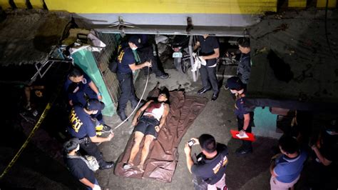 Filipinos Divided Over Dutertes War On Drugs