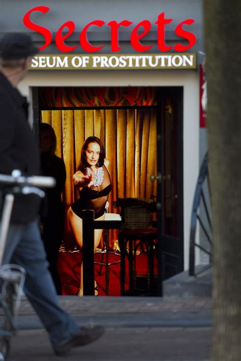 Amsterdams Prostitution Museum Cbs News