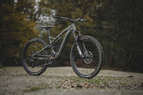 Best Electric Mountain Bikes Join The Riding Revolution Mbr